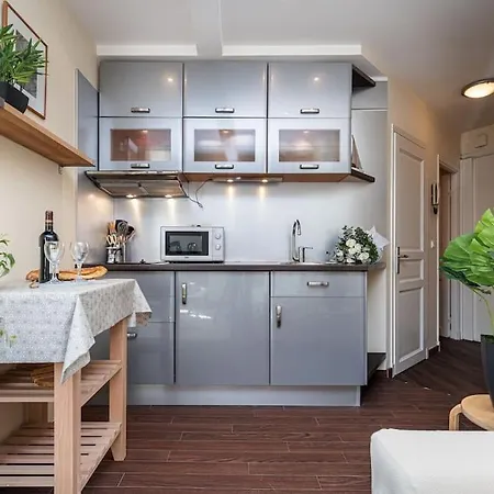 My Casa - Stalingrad 32 - Good Apartment, Port Of Nice